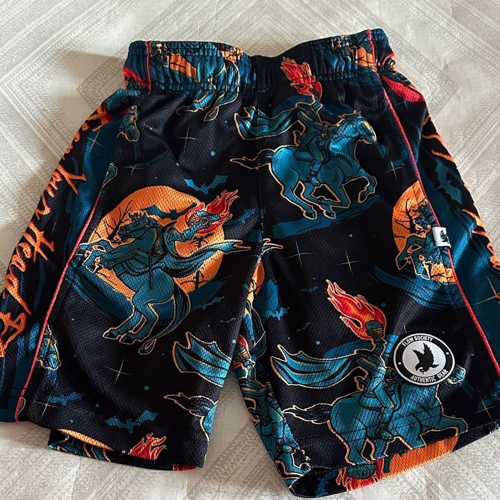Flow Society Kids' Black and Blue Headless Horseman Athletic Shorts Size Youth S